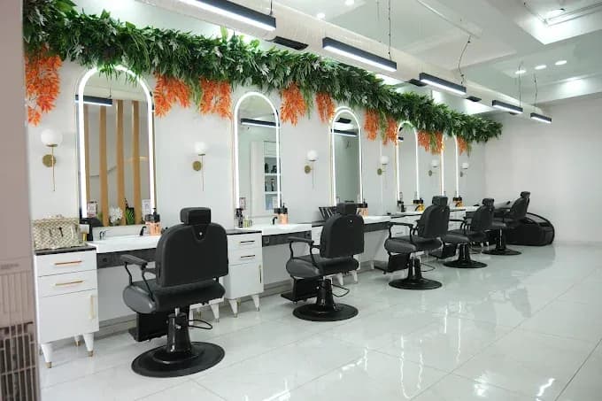 Selahattin Güvendik Exclusive Saloon – Kişiye Özel Erkek Saç Tasarımı